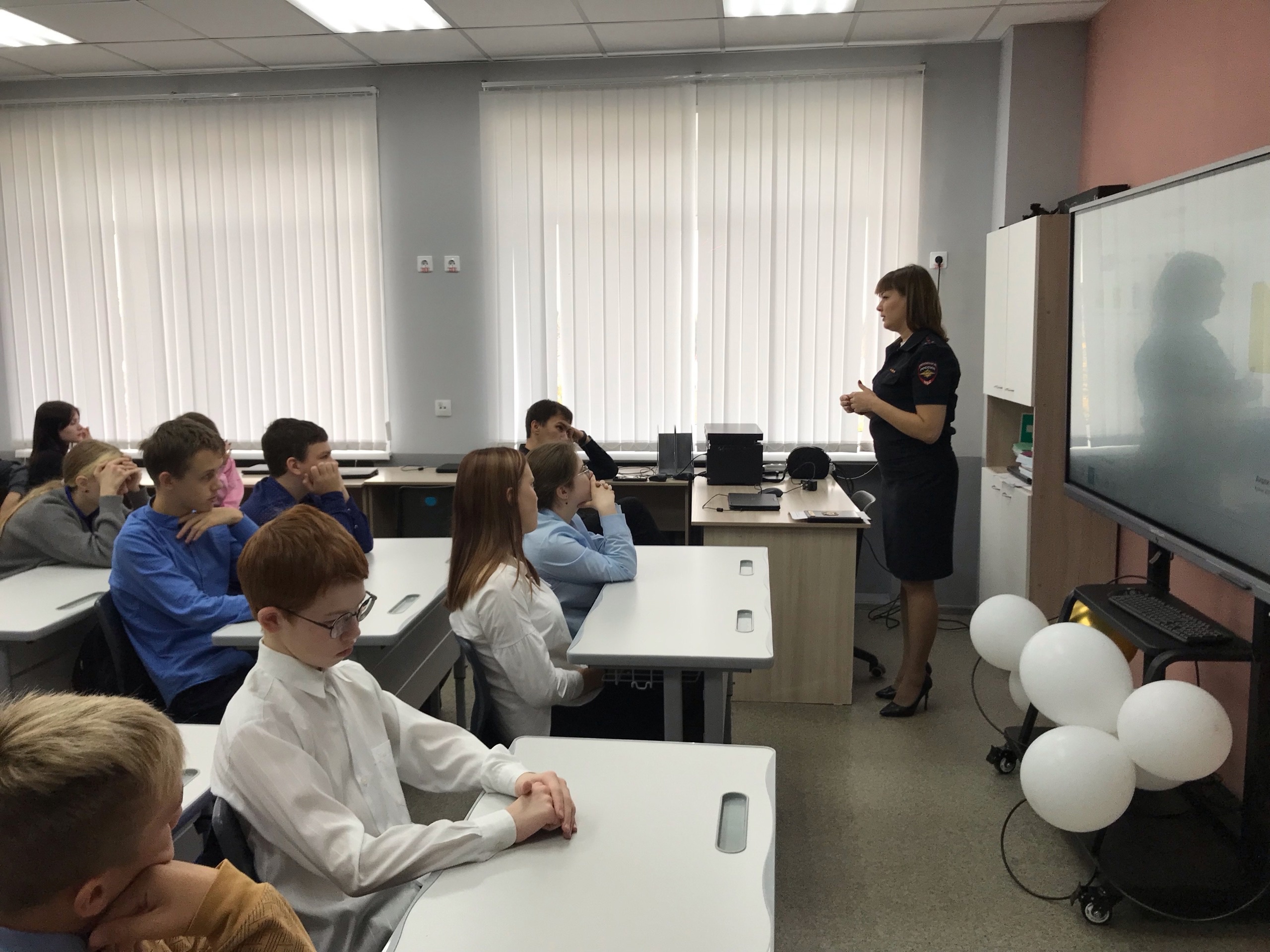 Встреча со ст. лейтенантом ГИБДД.